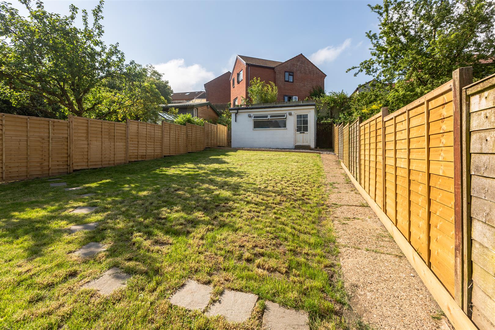 Cwmbach Road, Fforestfach, Swansea, SA5 5BN